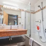 芭比米奥酒店 布肯