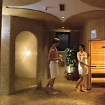 芭比米奥酒店 4* 布肯