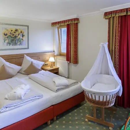 Hotel Babymio Kirchdorf in Tirol
